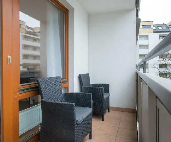 Apartment Spacious With Balcony *